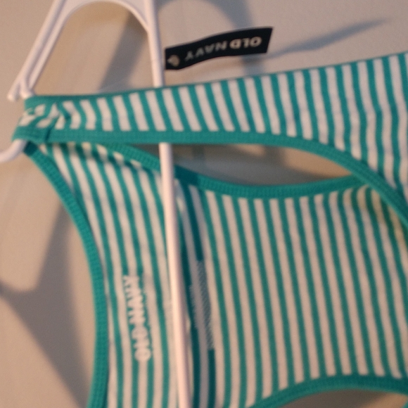 5 For 25.00 Girls New old navy racer back tank top,large - Picture 2 of 5